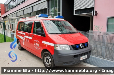 Volkswagen Transporter T5 
Vigili del Fuoco
Unione Distrettuale di Bolzano
Corpo Volontario di Bolzano Città - Stadt Bozen (BZ)
VF 18S BZ
Parole chiave: Volkswagen Transporter_T5 Vigili_del_Fuoco Corpo_Volontario_Bolzano_Città VF_18S_BZ