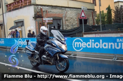 Bmw R1200RT II serie
Polizia di Stato
Polizia Stradale
in scorta al Giro d'Italia 2016
Parole chiave: Bmw R1200RT_IIserie