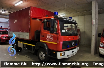 Mercedes-Benz 817
Vigili del Fuoco
Unione Distrettuale di Bolzano
Corpo Volontario di Oltrisarco Aslago - Bolzano
Freiwillige Feuerwehr Oberau Haslach - Bozen
VF 0VS BZ
Parole chiave: Mercedes_Benz 817 Vigili_del_Fuoco Corpo_Volontario_Oltrisarco VF_0VS_BZ