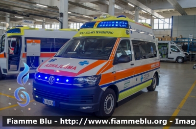 Volkswagen Transporter T6
Pubblica Assistenza Croce Azzurra Traversetolo (PR)
Allestita Ambitalia
Parole chiave: Volkswagen Transporter_T6 Lit2018