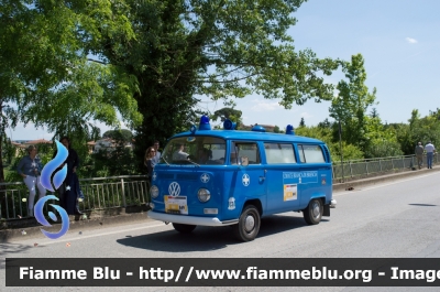 Volkswagen Transporter T2
Croce Bianca di Brescia
Autoparco Storico
In Scorta alle Mille Miglia 2016
Parole chiave: Volkswagen Transporter_T2