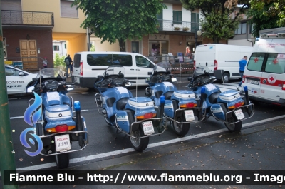 Bmw R850RT II serie
Polizia di Stato
Polizia Stradale
in scorta al Giro d'Italia 2016
POLIZIA D1999
POLIZIA D2000
POLIZIA G0105
POLIZIA G1077
Parole chiave: Bmw R850RT_IIserie POLIZIA_D1999 POLIZIA_D2000 POLIZIA_G0105 POLIZIA_G1077