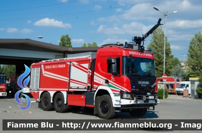 Scania XT P500 6x6
Vigili del Fuoco
Comando Provinciale di Firenze
Distaccamento Aeroportuale di Peretola
Antincendio Aereoportuale
AutoIdroSchiumaPolvere Efestus X6 allestimento Bai
VF 29881
Parole chiave: Scania XT_P500_6x6 VF29881