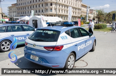 Seat Leon III serie
Polizia di Stato
Squadra Volante
Allestimento NCT Nuova Carrozzeria Torinese
Decorazione Grafica Artlantis
POLIZIA M0967
Parole chiave: Seat Leon_IIIserie POLIZIA_M0967