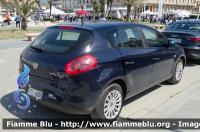 Fiat Nuova Bravo
Guardia Costiera
CP 1688
Parole chiave: Fiat Nuova_Bravo CP1688