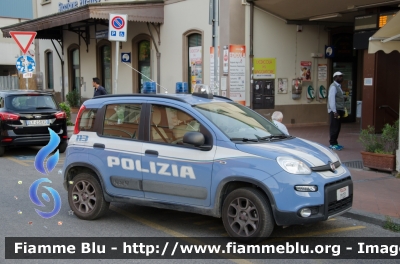 Fiat Nuova Panda 4x4 II serie
Polizia di Stato
POLIZIA M1031
Parole chiave: Fiat Nuova_Panda_4x4_IIserie Polizia_di_Stato POLIZIAM1031