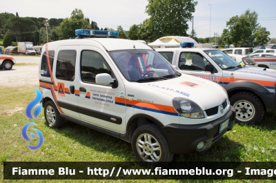 Renault Kangoo II serie
Misericordia Impruneta (FI)
Protezione Civile
Allestito Cevi Carrozzeria Europea
Parole chiave: Renault Kangoo_IIserie Misericordia_Impruneta