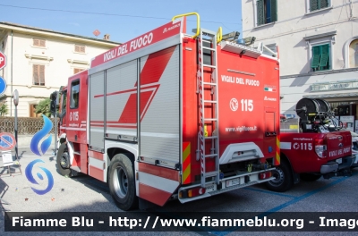 Iveco EuroCargo MaxiCity 180E30 IV serie
Vigili del Fuoco
Comando Provinciale di Pisa
Distaccamento Permanente di Castelfranco di Sotto
AutoPompaSerbatoio allestimento Magirus
VF 30216
Parole chiave: Iveco EuroCargo_180E30_IVserie VF30216