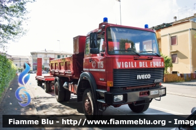 Iveco 190-26 4x4
Vigili del Fuoco
Comando Provinciale di Pisa
VF 15941
Parole chiave: Iveco 190_26_4x4 Vigili_del_Fuoco Comando_Provinciale_Pisa VF_15941