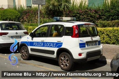 Fiat Nuova Panda 4x4 II serie
Polizia Locale Lerici (SP)
POLIZIA LOCALE YA 299 AN
Parole chiave: Fiat Nuova_Panda_4x4_IIserie POLIZIA_LOCALE YA299AN