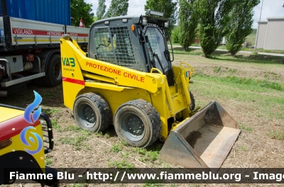 Bobcat
VAB Toscana
Antincendio Boschivo - Protezione Civile
Parole chiave: Bobcat