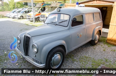 Lancia Appia
Misericordia Vinci (FI)
Ambulanza Storica
Parole chiave: Lancia_Appia