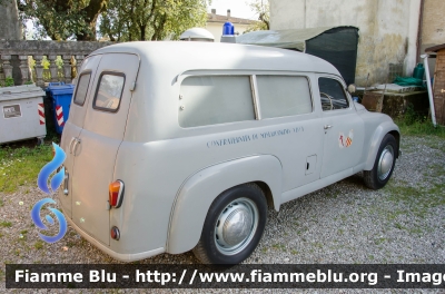 Lancia Appia
Misericordia Vinci (FI)
Ambulanza Storica
Parole chiave: Lancia_Appia