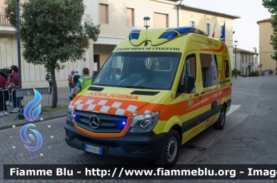 Mercedes-Benz Sprinter III serie Restyle
Misericordia di Cinigiano (GR)
Allestita Ambulanz Mobile
Parole chiave: Mercedes_Benz Sprinter_IIIserie Restyle