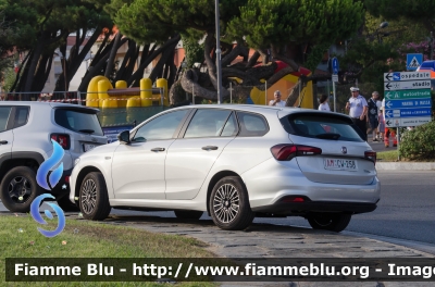 Fiat Nuova Tipo Station Wagon Restyle
Aeronautica Militare Italiana
AM CW 258
Parole chiave: Fiat Nuova_Tipo_Station_Wagon Restyle AMCW258