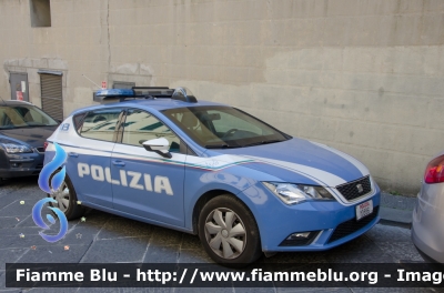 Seat Leon III serie
Polizia di Stato
Squadra Volante 
Allestimento NCT Nuova Carrozzeria Torinese
Decorazione Grafica Artlantis
POLIZIA M0886
Parole chiave: Seat Leon_IIIserie Polizia_di_Stato POLIZIA_M0886