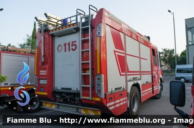 Iveco Stralis AF190S40 I serie
Vigili del Fuoco 
Comando Provinciale Grosseto
AutoPompaSerbatoio allestimento Iveco-Magirus
VF 23951
Parole chiave: Iveco Stralis_AF190S40_Iserie VF23951