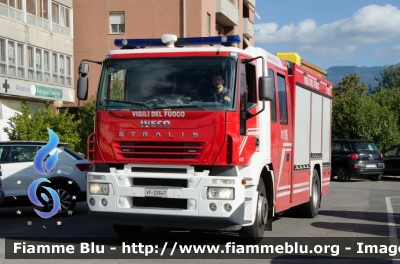 Iveco Stralis AF190S40 I serie
Vigili del Fuoco
Comando Provinciale di Lucca
AutoPompaSerbatoio allestimento Iveco-Magirus
VF 23647
Parole chiave: Iveco Stralis_AF190S40_Iserie VF23647