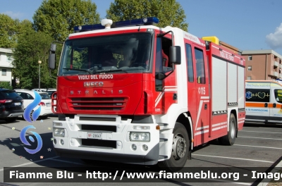 Iveco Stralis AF190S40 I serie
Vigili del Fuoco
Comando Provinciale di Lucca
AutoPompaSerbatoio allestimento Iveco-Magirus
VF 23647
Parole chiave: Iveco Stralis AF190S40_Iserie VF23647