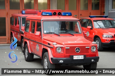 Mercedes-Benz Classe G II serie
Vigili del Fuoco
Corpo Permanente di Bolzano
Berufsfeuerwehr Bozen
VF 033 BZ
Parole chiave: Mercedes_Benz Classe_G_IIserie Vigili_del_Fuoco_Bolzano VF033BZ