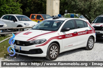 Fiat Nuova Tipo restyle
01 - Polizia Municipale Pietrasanta (LU)
Allestimento Elevox
POLIZIA LOCALE YA 436 AS
Parole chiave: Fiat Nuova_Tipo restyle POLIZIALOCALE YA436AS