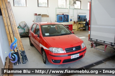 Fiat Punto III serie
Vigili del Fuoco
Comando Provinciale di Siena
Distaccamento Permanente di Montalcino
VF 22706
Parole chiave: Fiat Punto_IIIserie VF22706