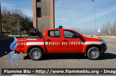 Isuzu D-Max II serie
Vigili del Fuoco
Comando Provinciale di Siena
Distaccamento Permanente di Montalcino
Allestito Divitec 
VF 28040
Parole chiave: Isuzu D_Max_IIserie VF28040