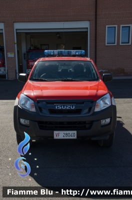 Isuzu D-Max II serie
Vigili del Fuoco
Comando Provinciale di Siena
Distaccamento Permanente di Montalcino
Allestito Divitec 
VF 28040
Parole chiave: Isuzu D_Max_IIserie VF28040