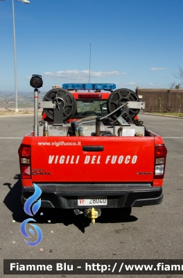 Isuzu D-Max II serie
Vigili del Fuoco
Comando Provinciale di Siena
Distaccamento Permanente di Montalcino
Allestito Divitec 
VF 28040
Parole chiave: Isuzu D_Max_IIserie VF28040