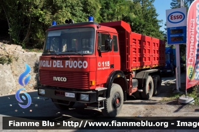 Iveco 330-35
Vigili del Fuoco
VF 23178

Emergenza Terremoto Amatrice
Parole chiave: Iveco 330_35 Vigili_del_Fuoco VF_23178