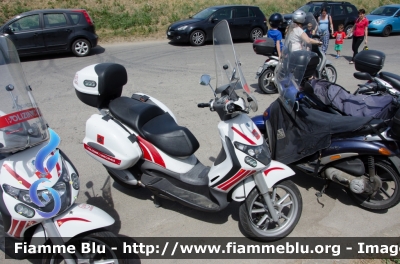 Piaggio Beverly
Polizia Municipale Firenze
Parole chiave: Piaggio_Beverly Polizia_Municipale_Firenze