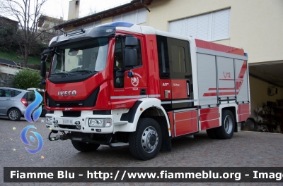 Iveco EuroCargo 4x4 150-320 IV serie
Vigili del Fuoco
 Unione Distrettuale della Bassa Val Venosta
 Corpo Volontario di Vezzano
 Freiwillige Feuerwehr Vetzan
 Allestimento Magirus Lohr
 VF 27Y BZ
Parole chiave: Iveco EuroCargo_4x4_150_320_IVserie VF27YBZ