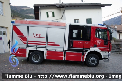 Iveco EuroCargo 4x4 150-320 IV serie
Vigili del Fuoco
 Unione Distrettuale della Bassa Val Venosta
 Corpo Volontario di Vezzano
 Freiwillige Feuerwehr Vetzan
 Allestimento Magirus Lohr
 VF 27Y BZ
Parole chiave: Iveco EuroCargo_4x4_150_320_IVserie VF27YBZ