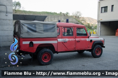 Land Rover Defender 130
Vigili del Fuoco
Comando Provinciale di La Spezia
VF 18389
Parole chiave: Land Rover_Defender_130 VF18389