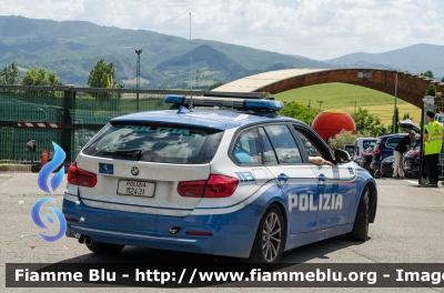 Bmw 320 Touring F31 II serie restyle
Polizia di Stato
Polizia Stradale
Allestimento Focaccia
Decorazione Grafica Artlantis
POLIZIA M2431
Parole chiave: Bmw 320_Touring_F31_IIserie restyle POLIZIA_M2431