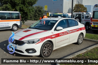 Fiat Nuova Tipo 
Polizia Municipale Santa Croce sull'Arno (PI)
Allestimento Ciabilli
POLIZIA LOCALE 
YA 481 AM
Parole chiave: Fiat Nuova_Tipo Polizia_Municipale_Santa_Croce_Sull_Arno POLIZIA_LOCALE YA481AM