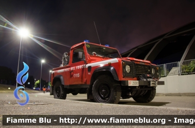 Land Rover Defender 90
Vigili del Fuoco
Comando Provinciale di Firenze
Distaccamento Volontario di Calenzano
VF 29580
Parole chiave: Land_Rover Defender_90 VF29580