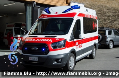 Ford Transit VIII serie
Croce Rossa Italiana
Sede della Val Gardena
Italienisches Rotes Kreuz - Sektion Gröden
Crousc Checena Italiana - Seziun de Gherdëina
CRI 315
Allestimento Ambulanz Mobile
CRI 779 AF
Parole chiave: Ford Transit_VIIIserie CRI779AF