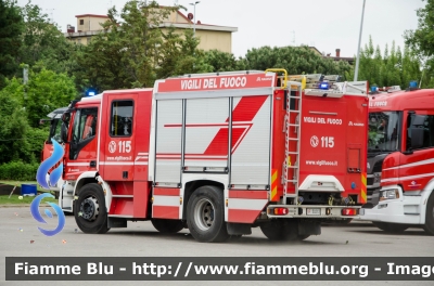 Iveco EuroCargo MaxiCity 180E30 IV serie
Vigili del Fuoco
Comando Provinciale di Firenze
Distaccamento Permanente di Firenze Ovest (FI)
AutoPompaSerbatoio allestimento Magirus
VF 30213
Parole chiave: Iveco EuroCargo_MaxiCity_180E30_IVserie VF30213