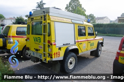 Land Rover Defender 110
119 - VAB Mugello (FI)
Protezione Civile
Parole chiave: Land_Rover Defender_110