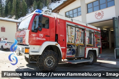 Man LE 280 B 4x4
Vigili del Fuoco
Unione Distrettuale di Bolzano
Corpo Volontario di Selva Gardena (BZ)
Freiwillige Feuerwehr Wolkenstein
Allestito Brandschutz
VF 147 BZ
Parole chiave: Man LE280B_4x4 VF147BZ