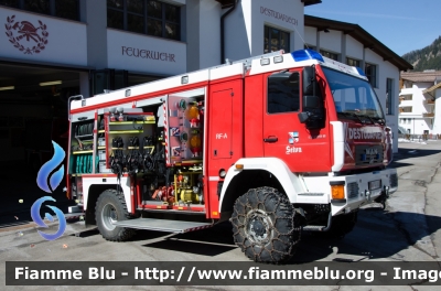 Man LE 280 B 4x4
Vigili del Fuoco
Unione Distrettuale di Bolzano
Corpo Volontario di Selva Gardena (BZ)
Freiwillige Feuerwehr Wolkenstein
Allestito Brandschutz
VF 147 BZ
Parole chiave: Man LE280B_4x4 VF147BZ