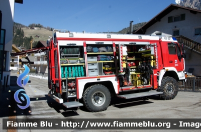 Man LE 280 B 4x4
Vigili del Fuoco
Unione Distrettuale di Bolzano
Corpo Volontario di Selva Gardena (BZ)
Freiwillige Feuerwehr Wolkenstein
Allestito Brandschutz
VF 147 BZ
Parole chiave: Man LE280B_4x4 VF147BZ