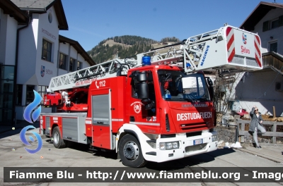 Iveco 160E30 II serie
Vigili del Fuoco
Unione Distrettuale di Bolzano
Corpo Volontario di Selva Gardena (BZ)
Freiwillige Feuerwehr Wolkenstein
Allestito Magirus
VF FW30F
Parole chiave: Iveco 160E30_IIserie VFFW30F