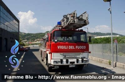 Iveco Magirus-Deutz 256D14
Vigili del Fuoco
Comando Provinciale di Savona
Distaccamento Permanente di Albenga
AutoScala allestimento Iveco-Magirus
Ricondizionata Fortini
VF 26578
Parole chiave: Iveco Magirus_Deutz_256D14 VF26578