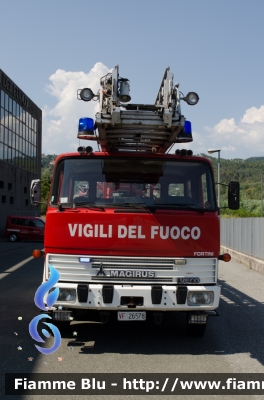 Iveco Magirus-Deutz 256D14
Vigili del Fuoco
Comando Provinciale di Savona
Distaccamento Permanente di Albenga
AutoScala allestimento Iveco-Magirus
Ricondizionata Fortini
VF 26578
Parole chiave: Iveco Magirus_Deutz_256D14 VF26578