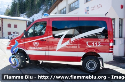 Mercedes-Benz Sprinter 4x4 III serie
Vigili del Fuoco
Unione Distrettuale di Bolzano
Corpo Volontario di Selva Gardena (BZ)
Freiwillige Feuerwehr Wolkenstein
Allestito Ziegler
VF FW38E
Parole chiave: Mercedes_Benz Sprinter_4x4_IIIserie VFFW38E