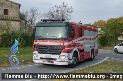 Mercedes-Benz Actros 1841 II serie
Vigili del Fuoco
Comando Provinciale di Siena
AutoPompaSerbatoio allestimento Bai
VF 24491
Parole chiave: Mercedes_Benz Actros_1841_IIserie Vigili_del_Fuoco Comando_Provinciale_Siena VF24491