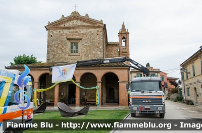 Iveco Turbostar 190-36
Misericordia Peccioli (PI)
Antincendio Boschivo - Protezione Civile
Allestito Nepi Allestimenti
Parole chiave: Iveco Turbostar_190_36