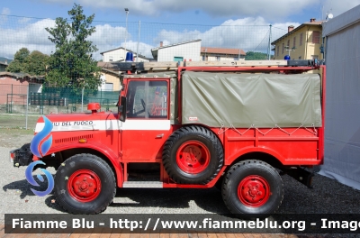 OM 52D 4x4
Vigili del Fuoco
Comando Provinciale di Arezzo
VF 9221
Parole chiave: OM 52D_4x4 VF9221